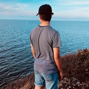 Meet your Posher, Caleb